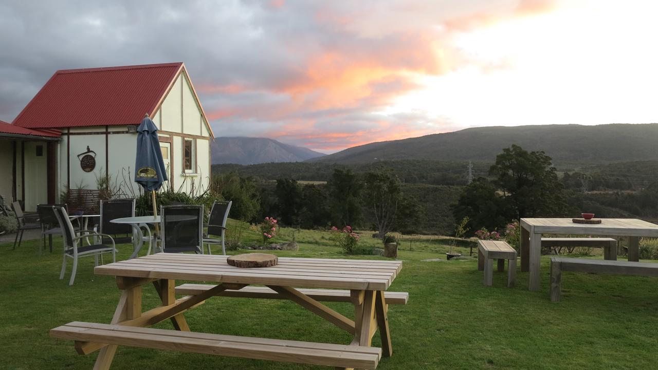 Tophouse Mountainview Cottages Saint Arnaud Exterior foto